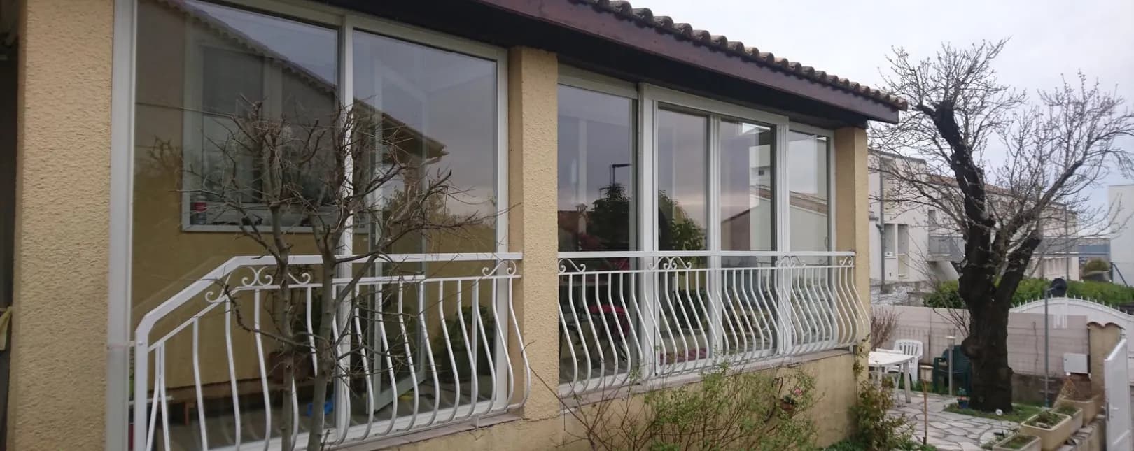 Fermeture de terrasse en aluminium à Saint-Privat-des-Vieux