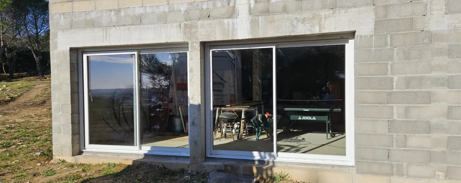 Pose d'un bloc baie coulissante vitrée aluminium à Nîmes