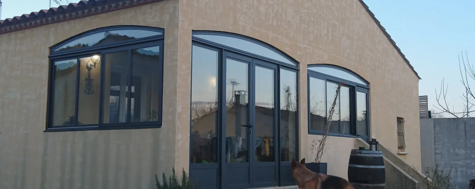 Fermeture de terrasse en aluminium sur mesure à Sauzet