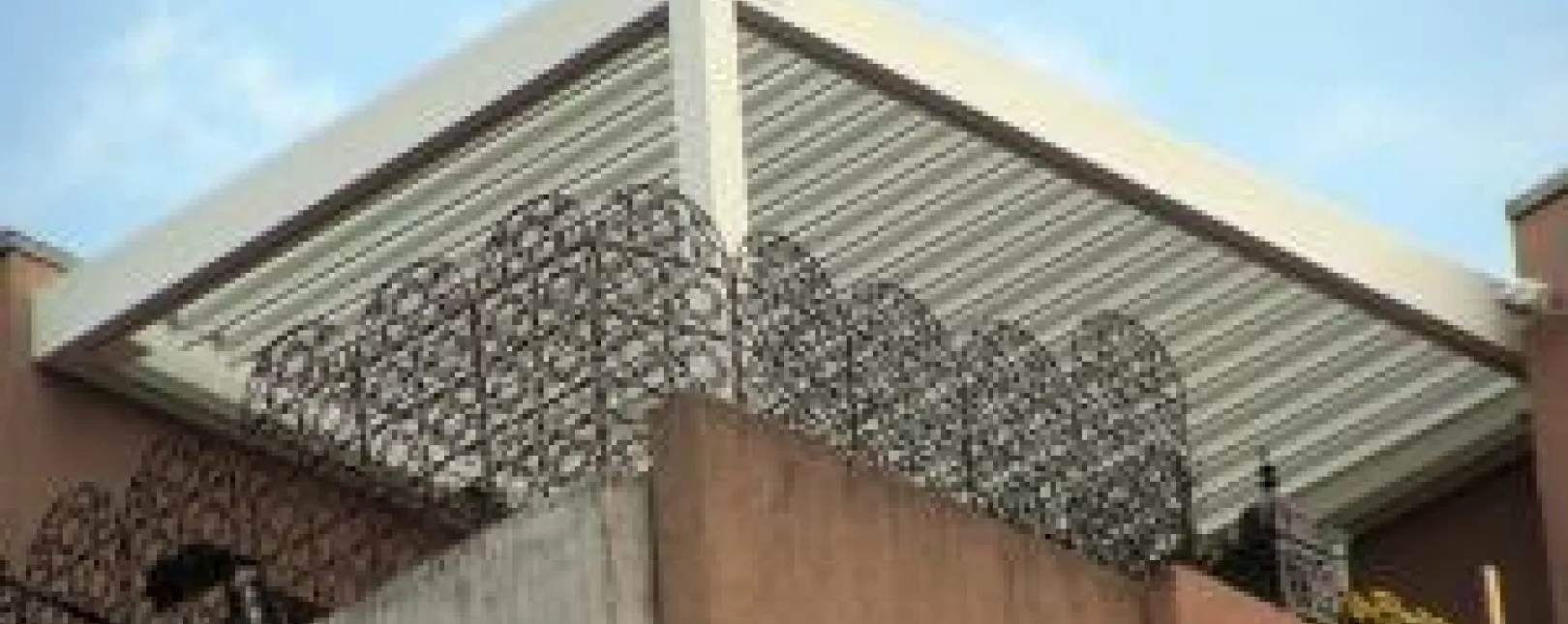 Pose d'une pergola bioclimatique à Alès (30100)