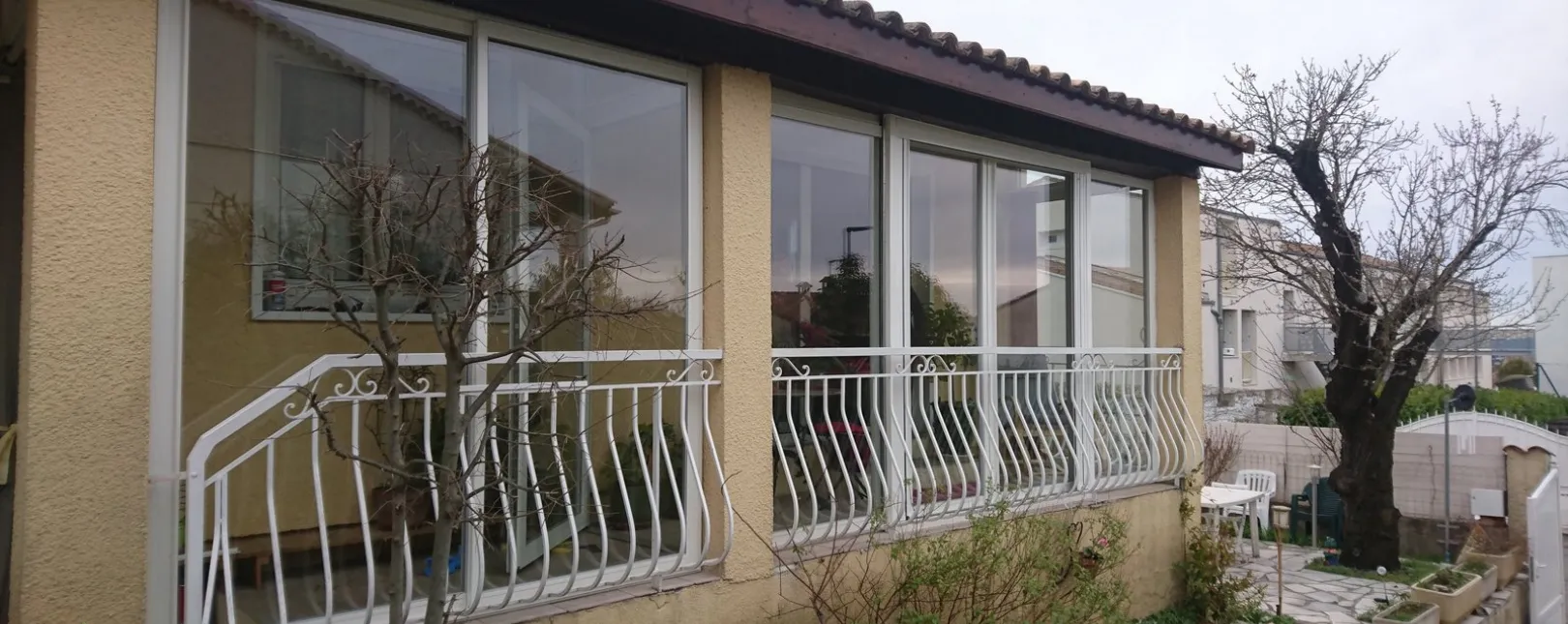 Fermeture de terrasse en aluminium à Saint-Privat-des-Vieux