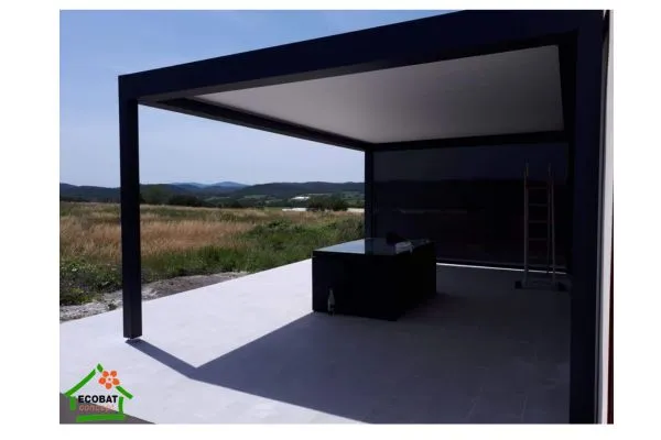 Installation d'une pergola 4 poteaux avec 1 screen à Mauressargues - Photo 2