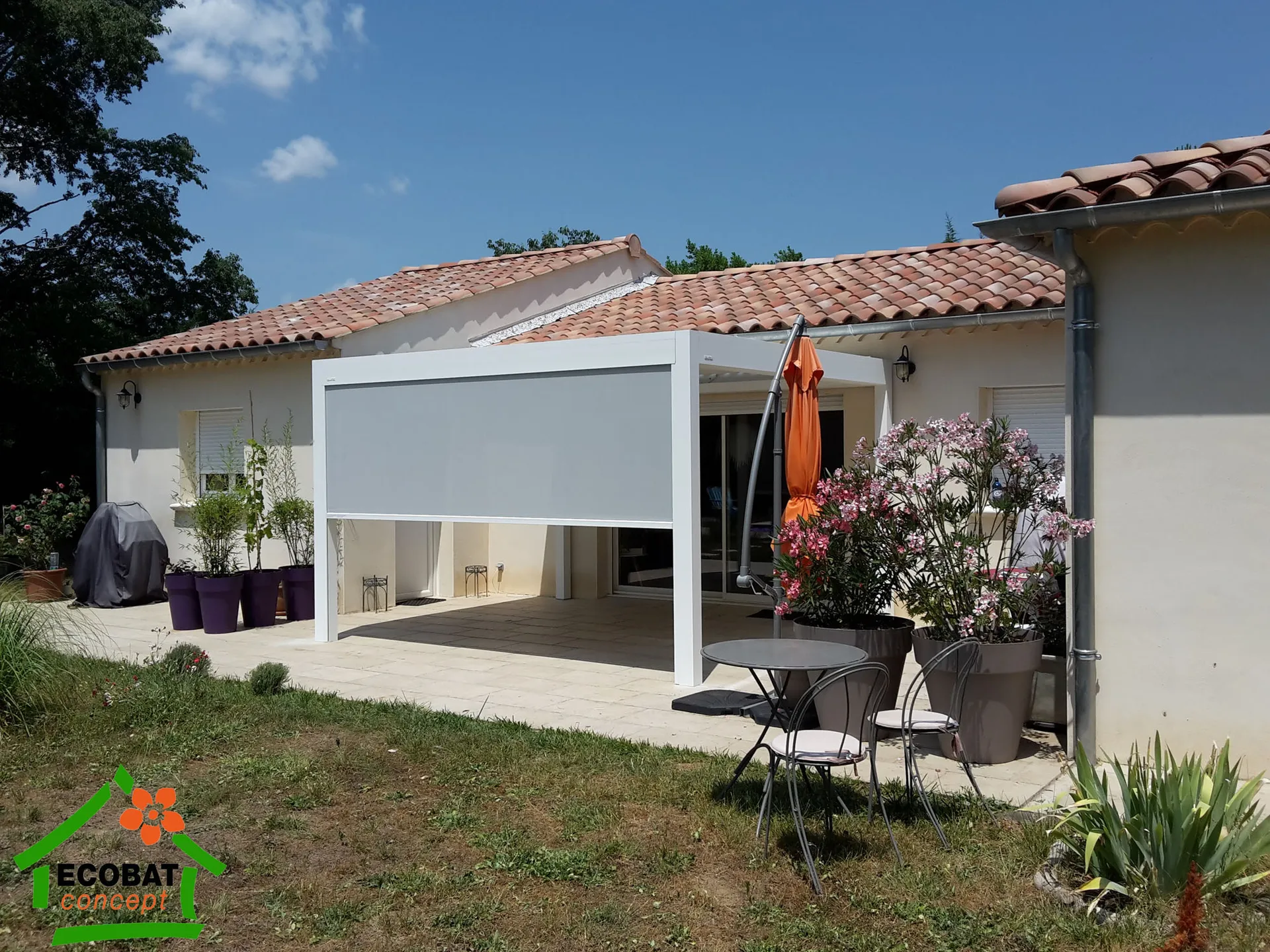 Pose d'une pergola bioclimatique BRUSTOR 4 poteaux à Montaren - Photo 3