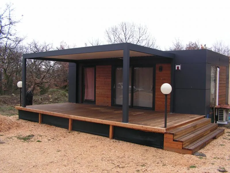 Pose d'une pergola bioclimatique à Deaux (30360) - Photo 2