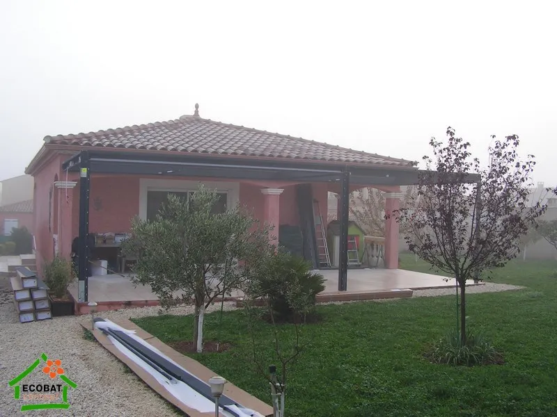 Installation d'une pergola bioclimatique à La Rouvière (30190) - Photo 2