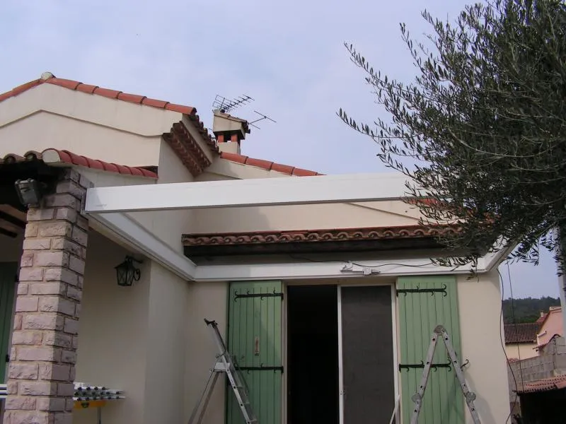 Nîmes (30000) — Pergola bioclimatique - Photo 3