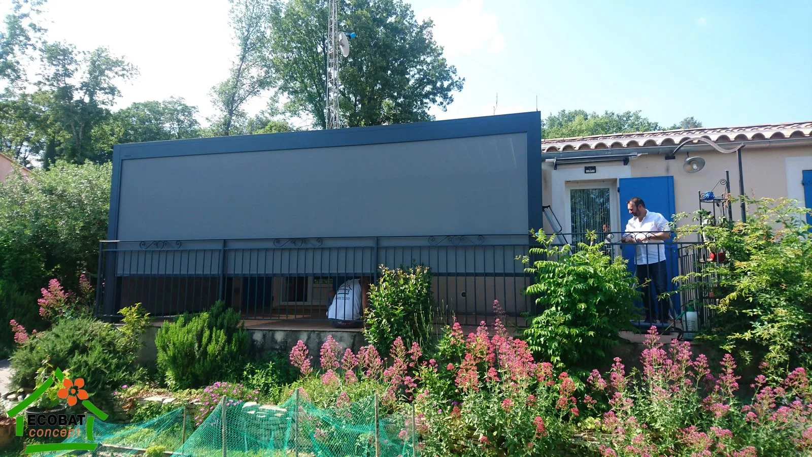 Mise en place d'une pergola 4 poteaux 1 screen et d'une marquise à Brignon - Photo 5