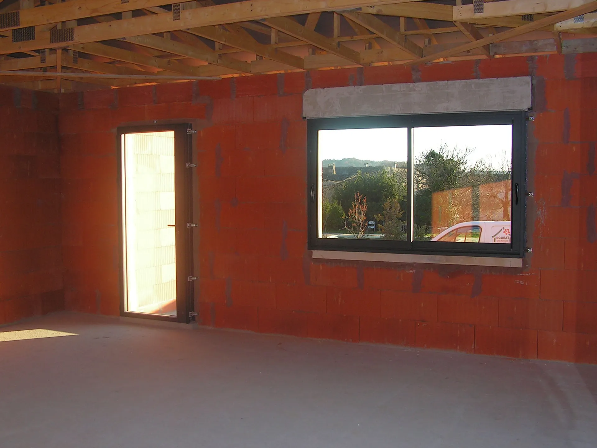 Alès - 30100 - Pose en neuf menuiseries alu sur mesure - Photo 8