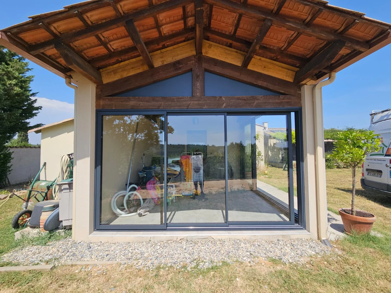 Saint-Cézaire-de-Gauzignan - Installation d'une véranda coulissante en aluminium - Photo 6