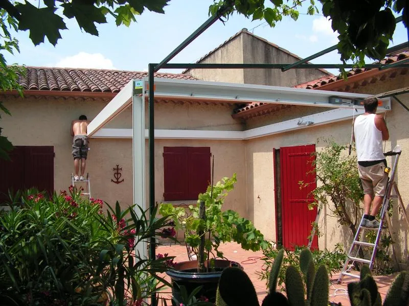 Sauzet - 30190 - Pose d'une pergola bioclimatique Brustor - Photo 4