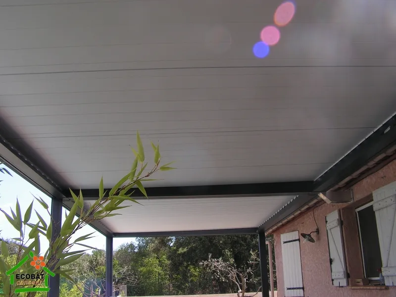 Pose d'une pergola bioclimatique double module à Vézénobres - Photo 7
