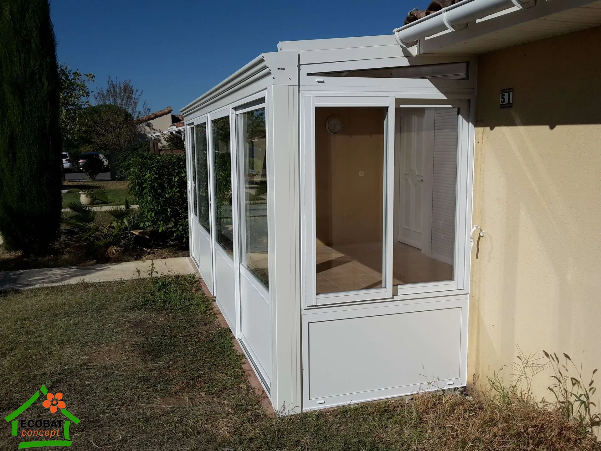 Réalisation d'une véranda aluminium avec toiture transparente à La Calmette - Photo 4