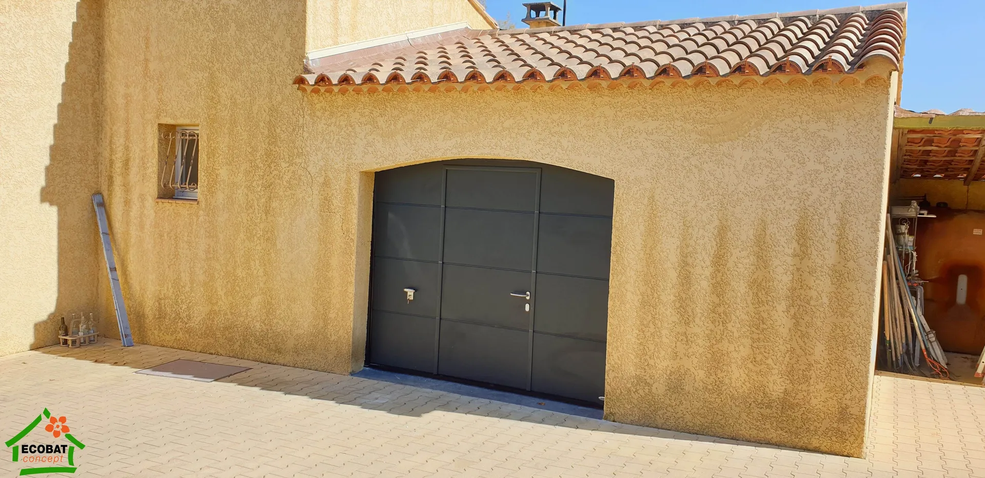 Pose d'une porte de garage sectionnelle à Domessargues - Photo 3
